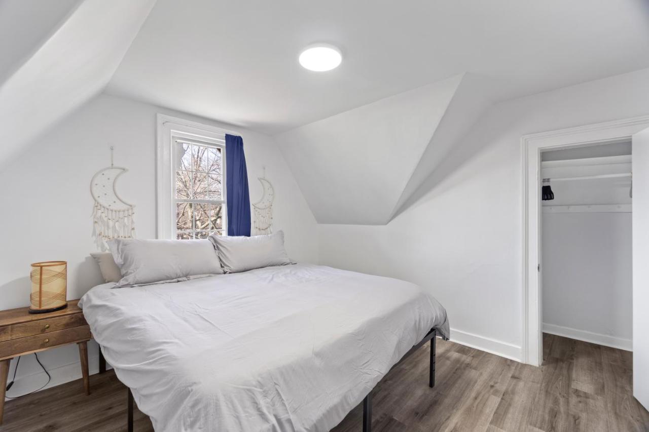 Cozy Gem In The Heart Of East Rock With Free Parking Near Yale And Dt Apartment New Haven Exterior photo